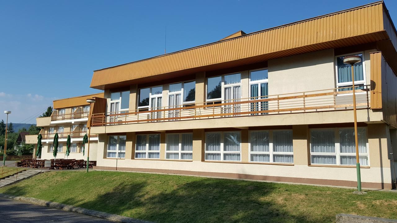 Hotel Banik Nitrianske Rudno Εξωτερικό φωτογραφία