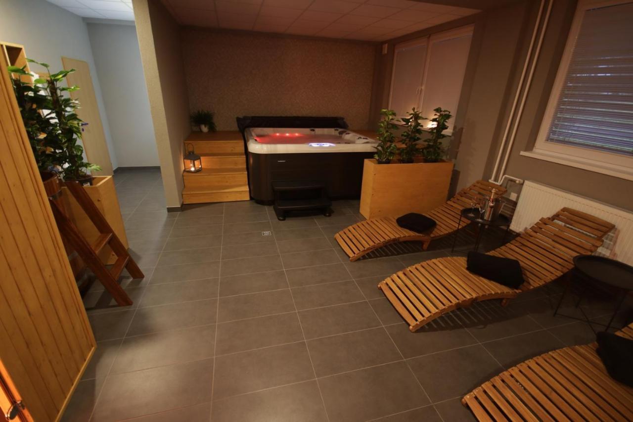 Hotel Banik Nitrianske Rudno Εξωτερικό φωτογραφία