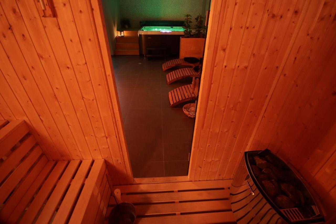 Hotel Banik Nitrianske Rudno Εξωτερικό φωτογραφία